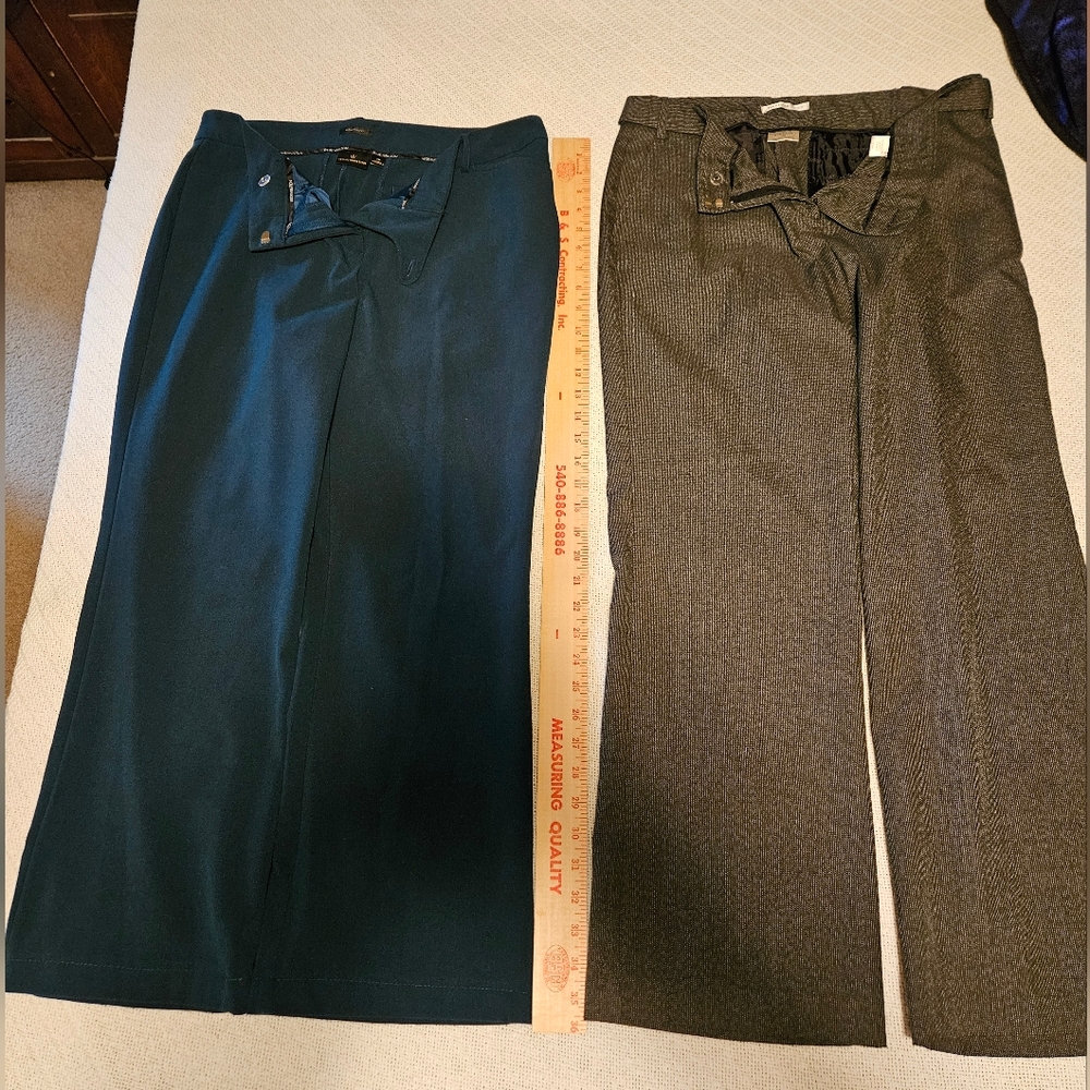 Two pair of women's trousers, size 10p.